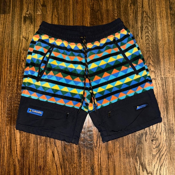 Kith For Columbia EEA Powder Keg Fleece Tech Shorts Black/Multi Size Small SS18
